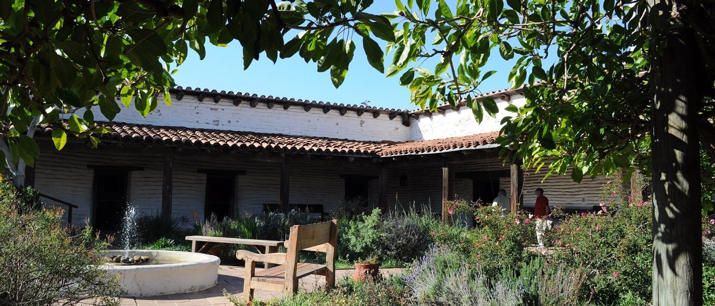 Linden House garden courtyard